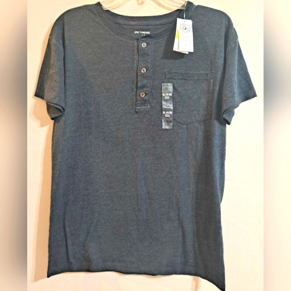 Epic Threads Big Boys Dark Gray Henley Tee NWT